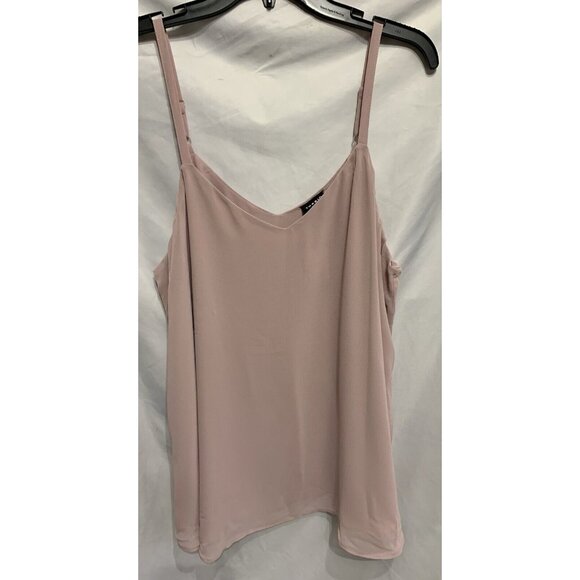Torrid Size 1X Pink Camisole Top Adjustable Spaghetti Straps NWT - Picture 1 of 9
